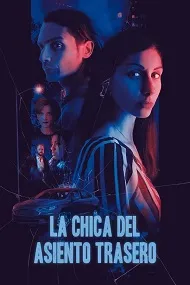 La chica del asiento trasero