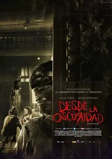 Desde la oscuridad